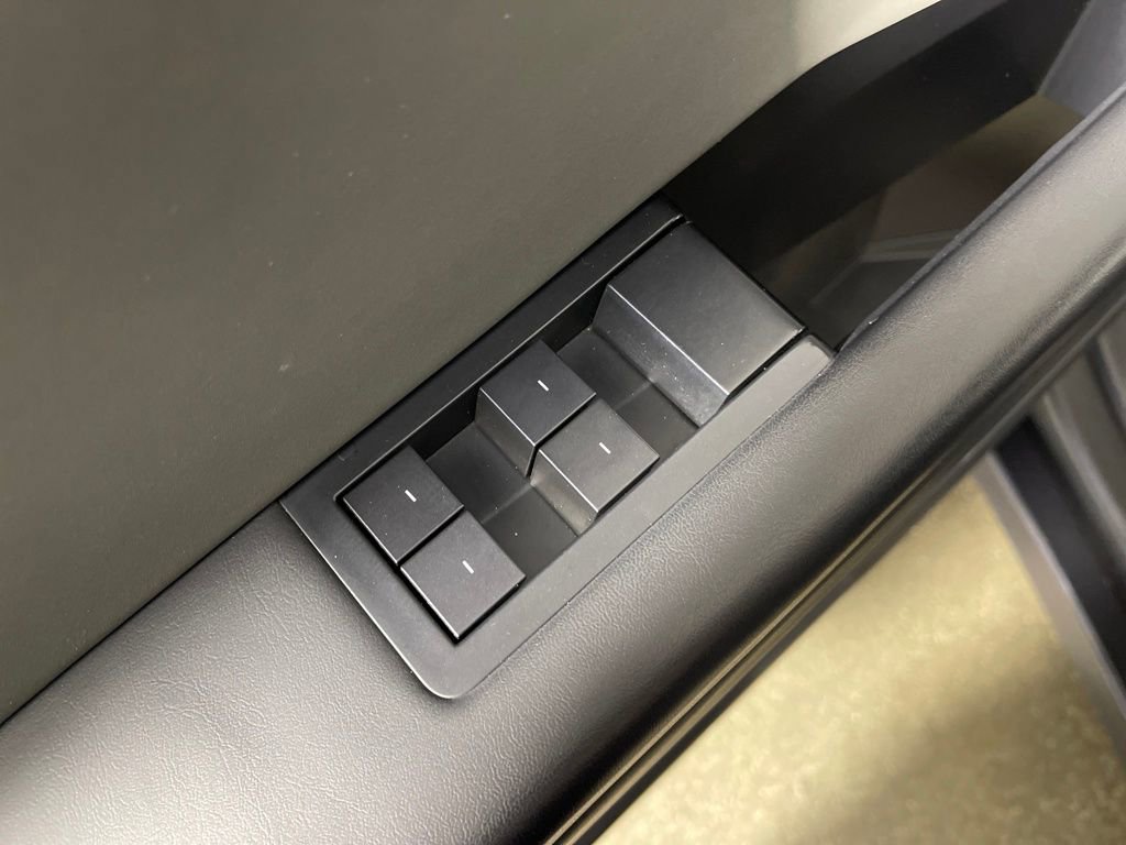 Used 2024 Tesla Cybertruck AWD Crew Cab image 16