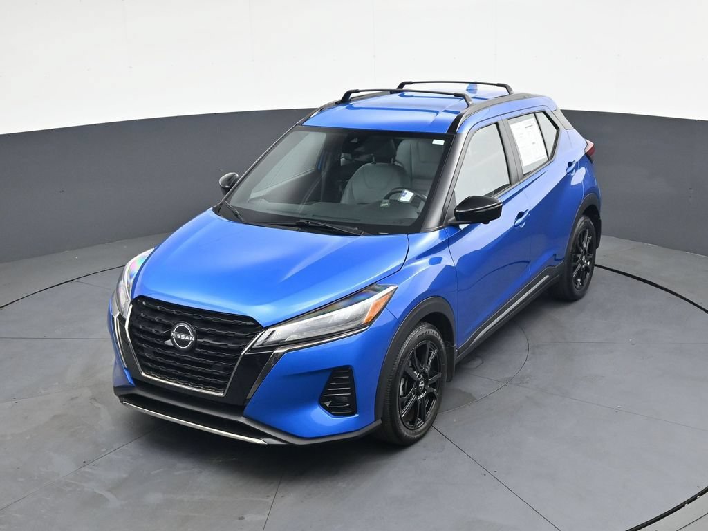 Used 2023 Nissan Kicks SR w/ SR Premium Package FWD image 36