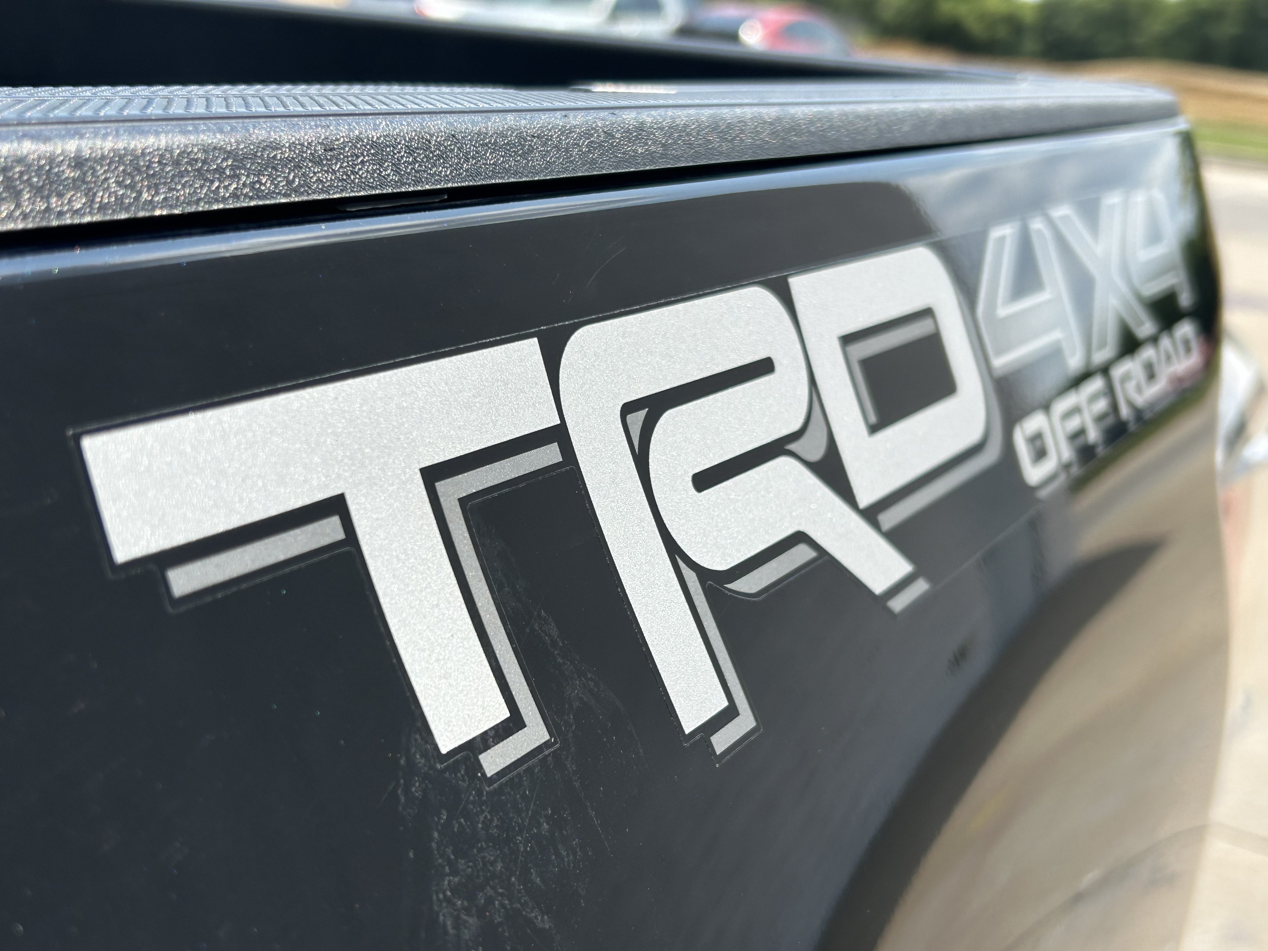 Certified 2020 Toyota Tacoma TRD Off-Road AWD/4WD image 10