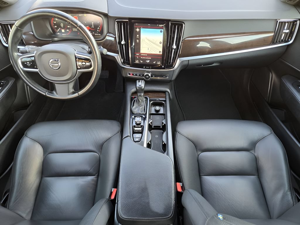 Used 2020 Volvo S90 T6 Momentum AWD/4WD image 24