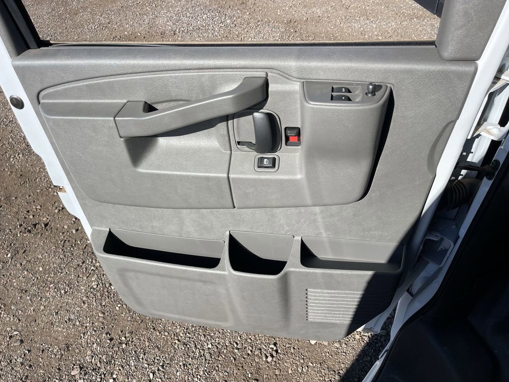New 2025 GMC Savana 2500 Extended w/ Driver Convenience Package image 22