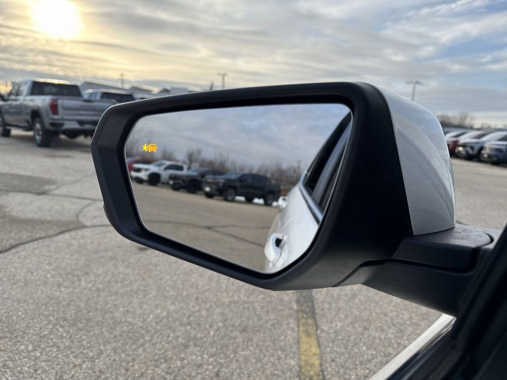 Certified 2024 Chevrolet Equinox LT AWD/4WD image 8