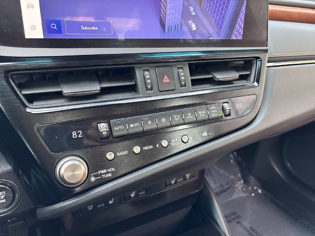 Used 2023 Lexus ES 350 w/ Premium Package FWD image 17