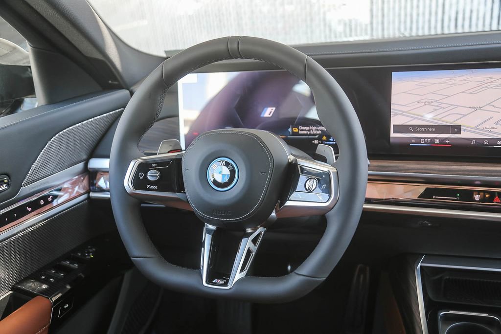 New 2026 BMW 750e xDrive w/ Premium Package AWD/4WD image 12