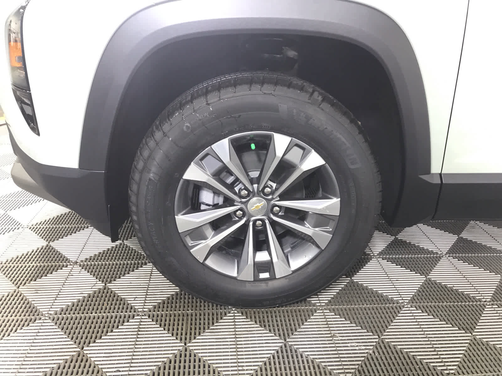 New 2026 Chevrolet Equinox LT w/ Convenience Package II image 5