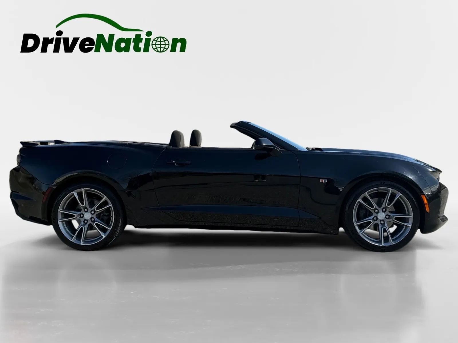 Used 2020 Chevrolet Camaro LT w/ RS Package image 6