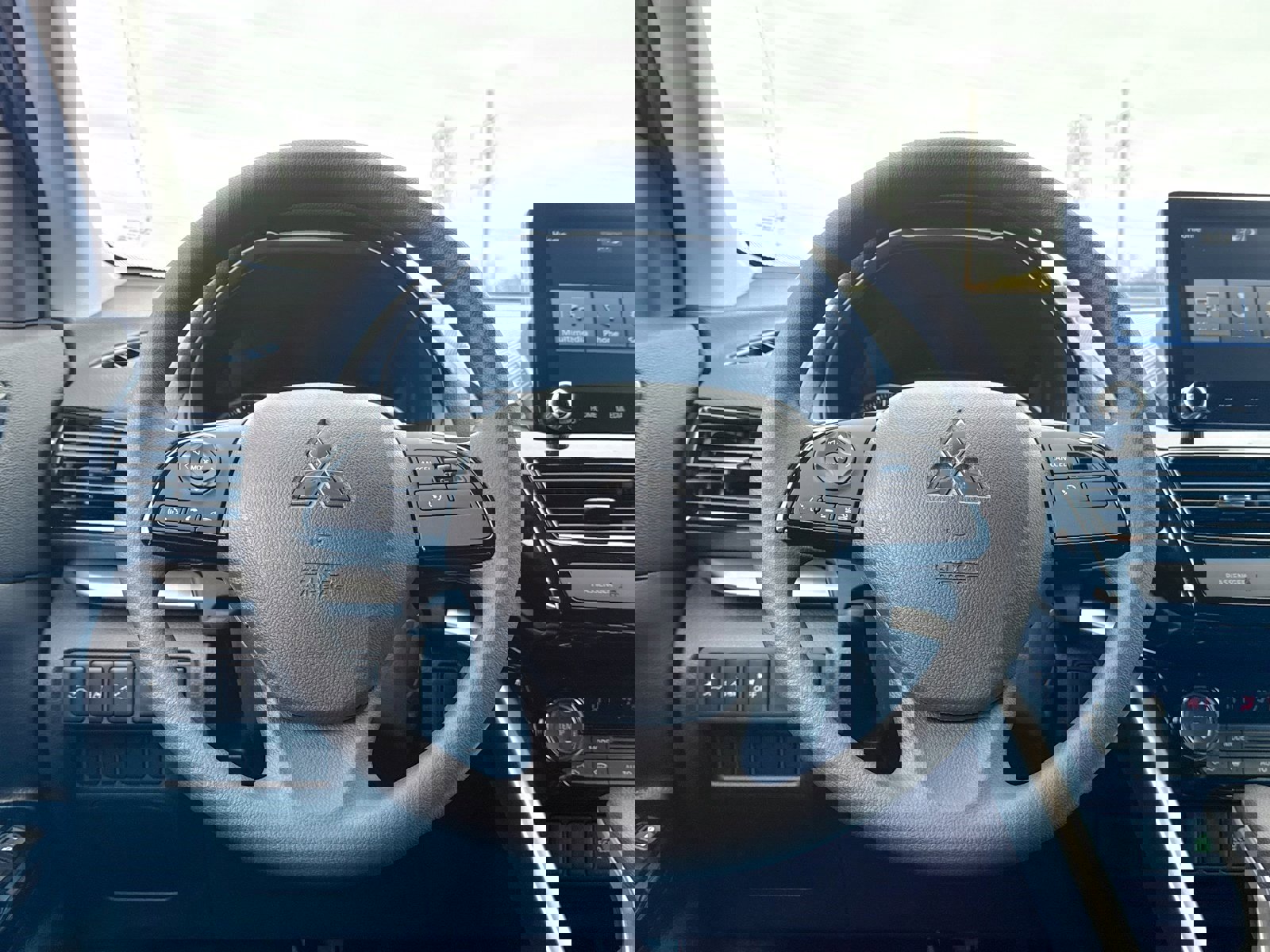 New 2026 Mitsubishi Eclipse Cross AWD image 25