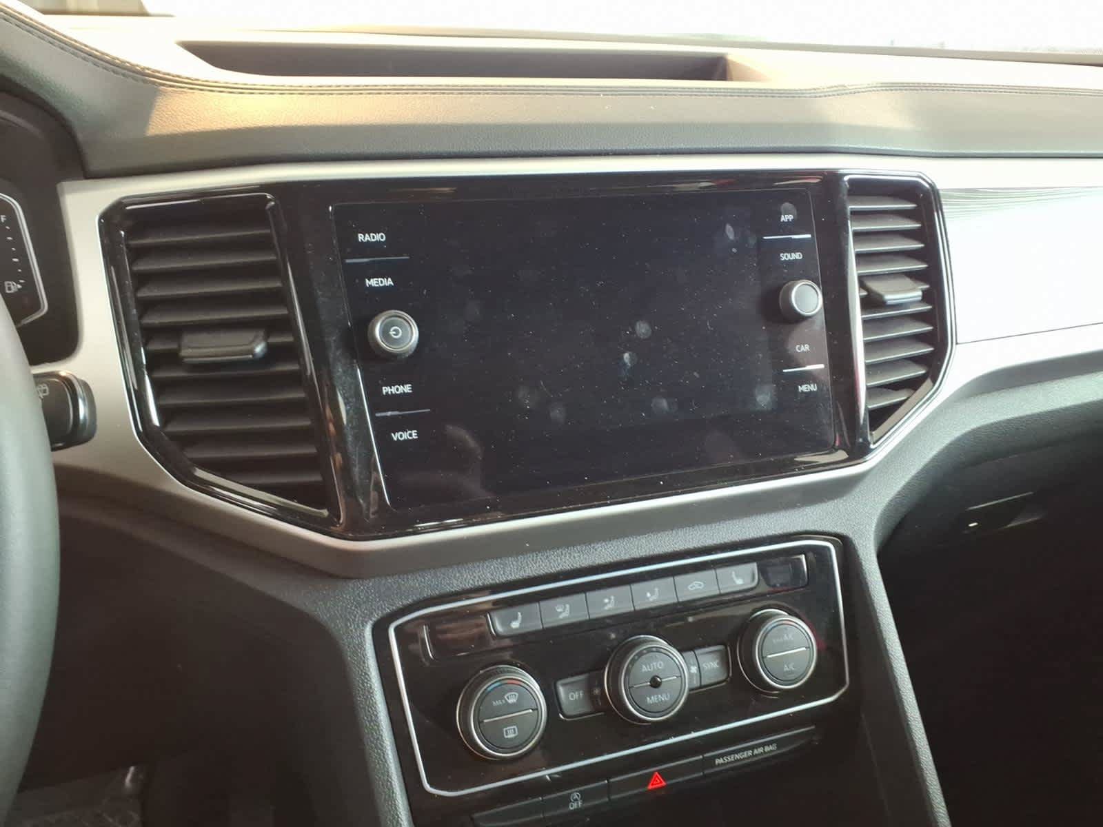 Used 2023 Volkswagen Atlas Cross Sport SE w/ Panoramic Sunroof Package AWD/4WD image 13