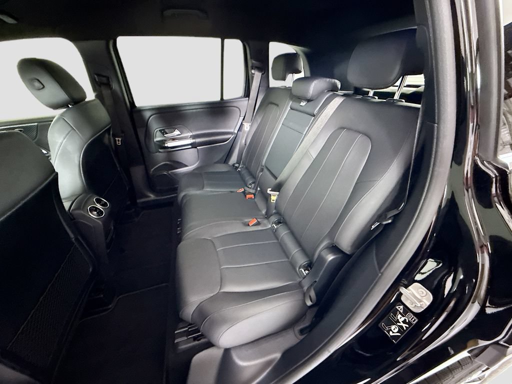 Certified 2025 Mercedes-Benz GLB 250 image 21
