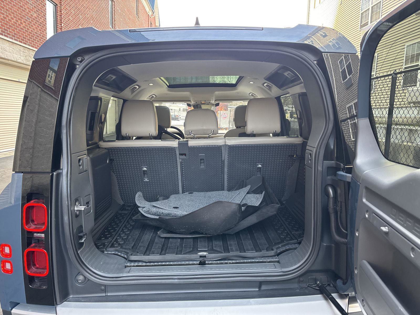 Used 2020 Land Rover Defender 110 S image 23