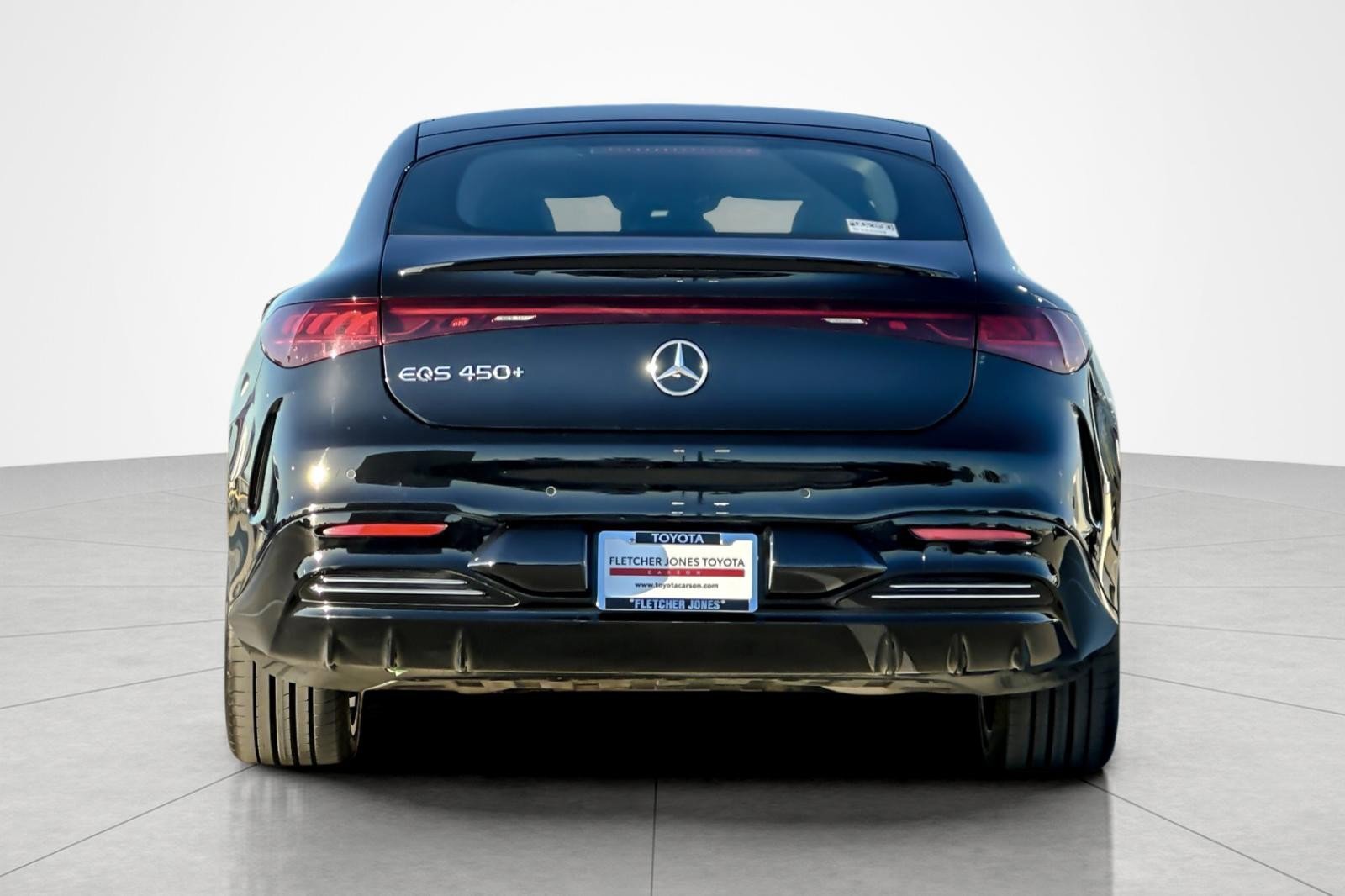 Used 2022 Mercedes-Benz EQS 450+ Sedan w/ AMG Line Exterior image 4