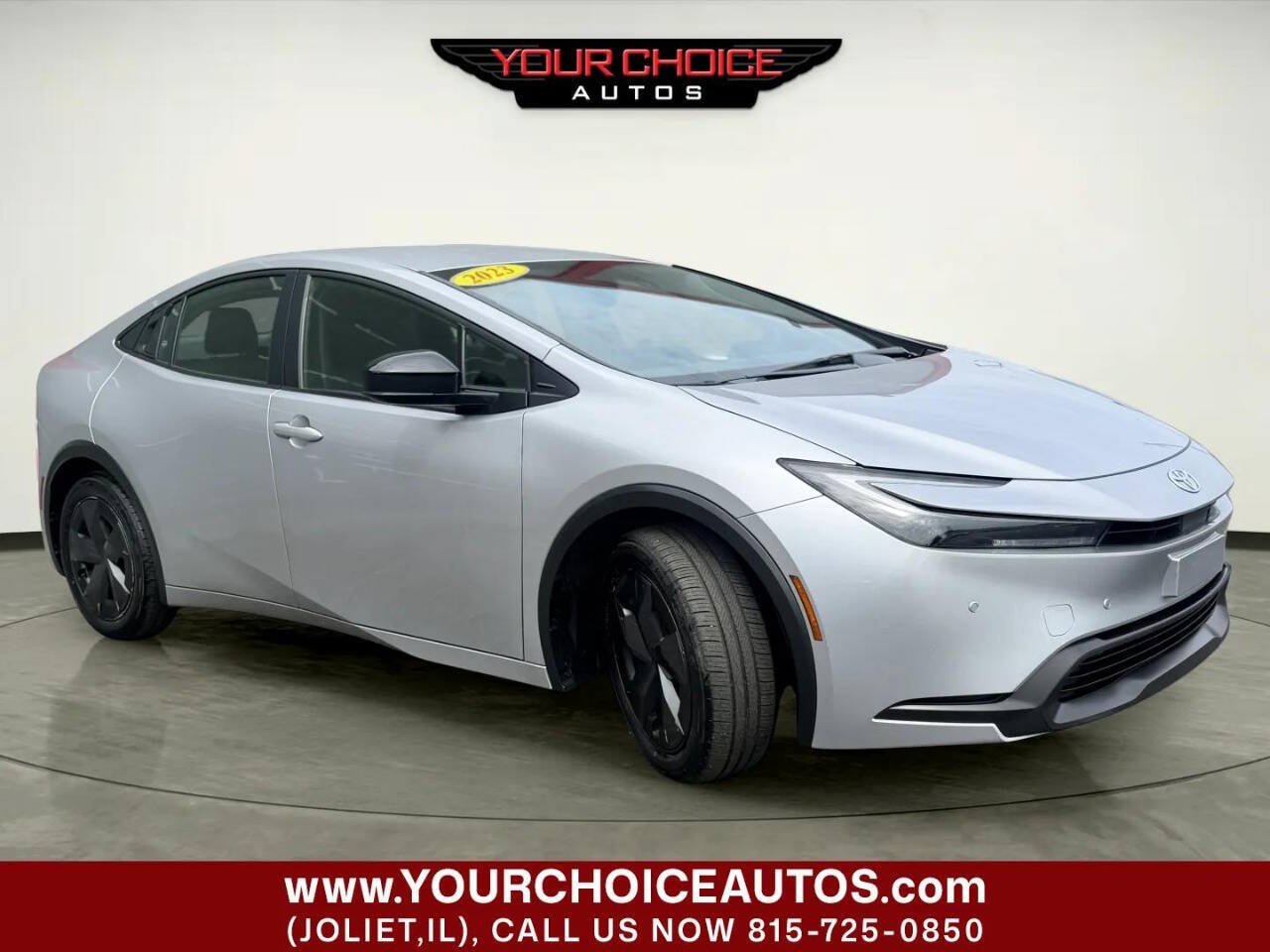 Used 2023 Toyota Prius LE FWD image 8