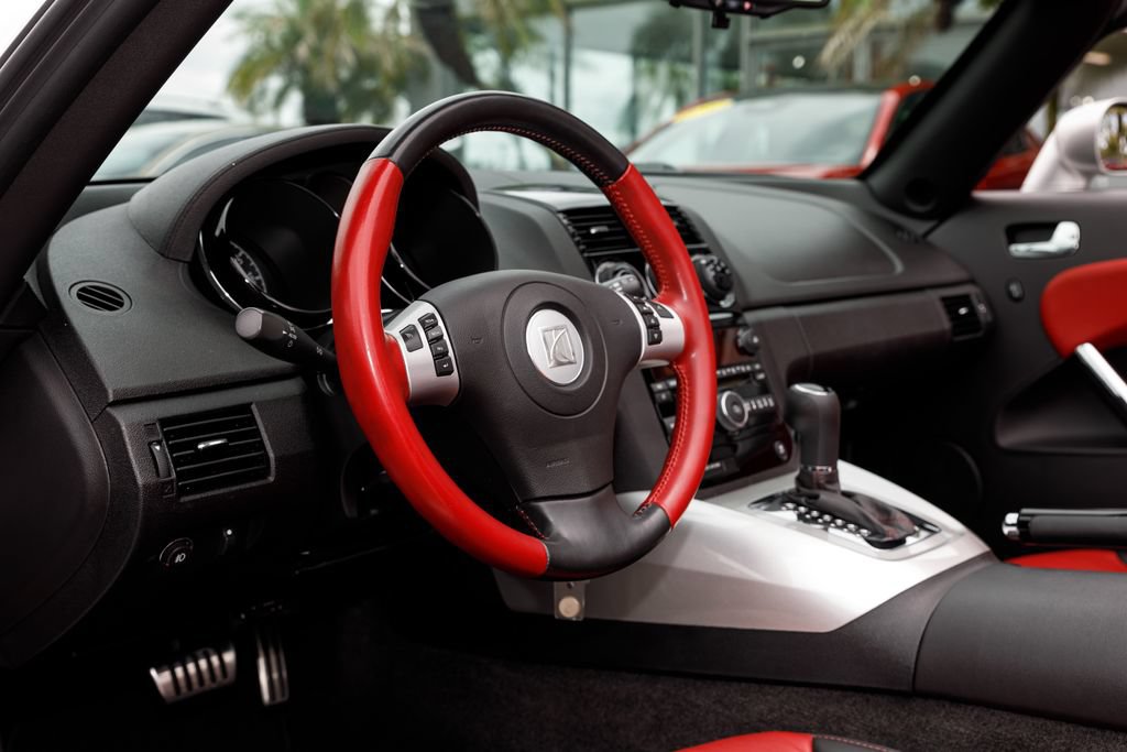 Used 2008 Saturn Sky RWD image 9