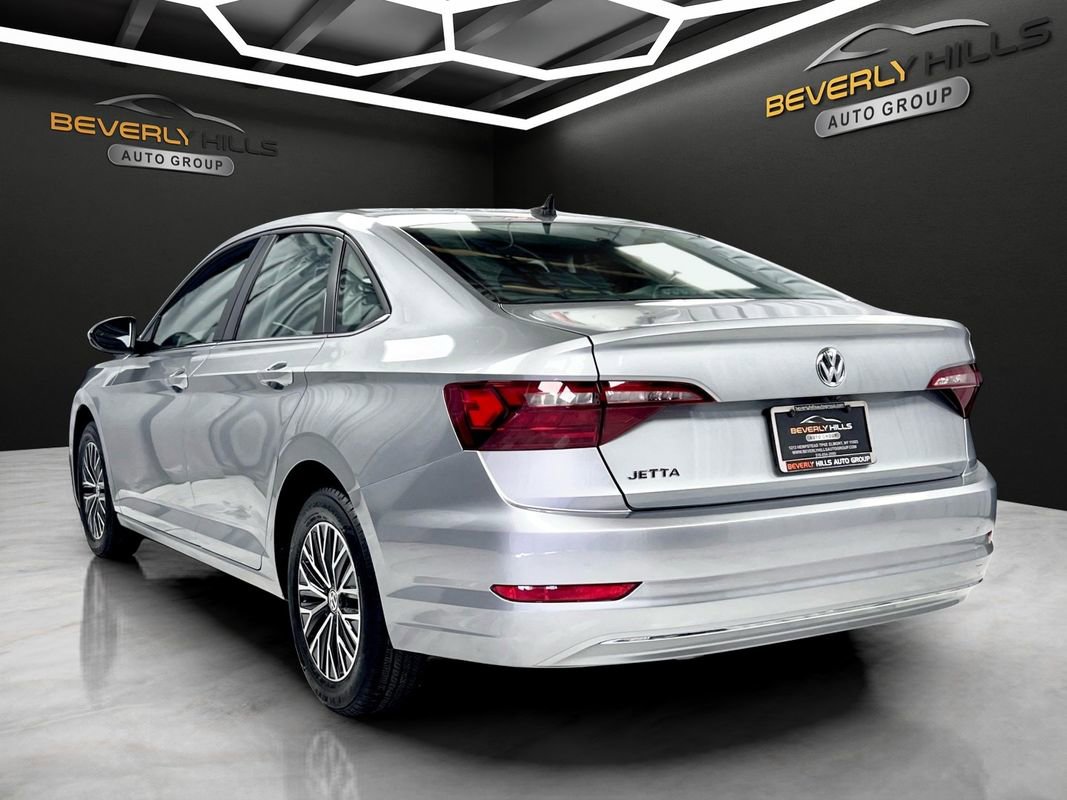 Used 2021 Volkswagen Jetta S image 3