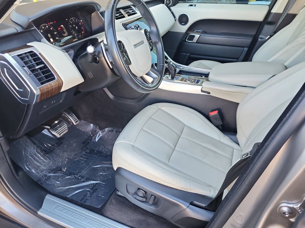 Used 2021 Land Rover Range Rover Sport HSE Silver Edition image 11
