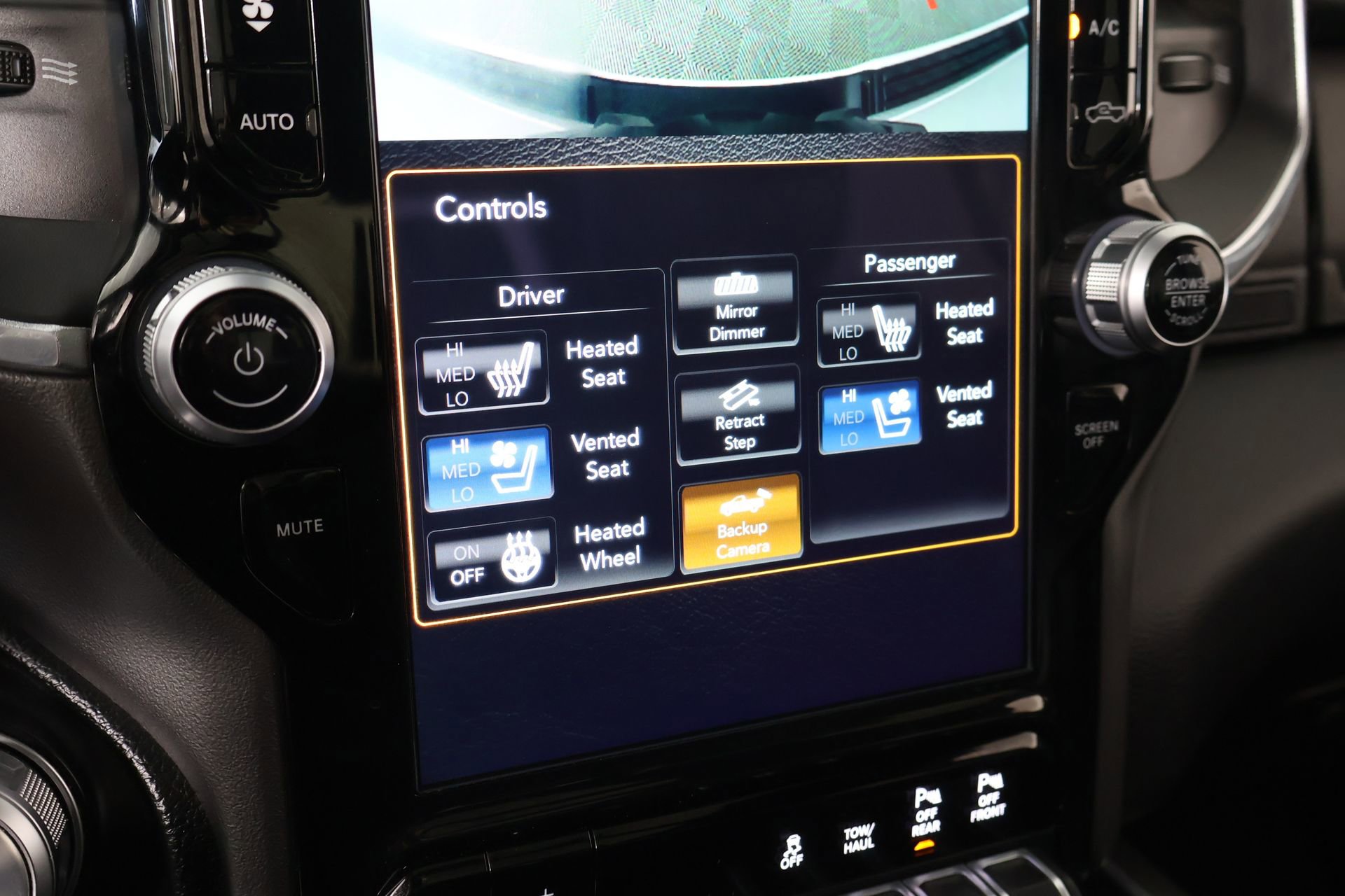 Used 2021 RAM 1500 Laramie image 7