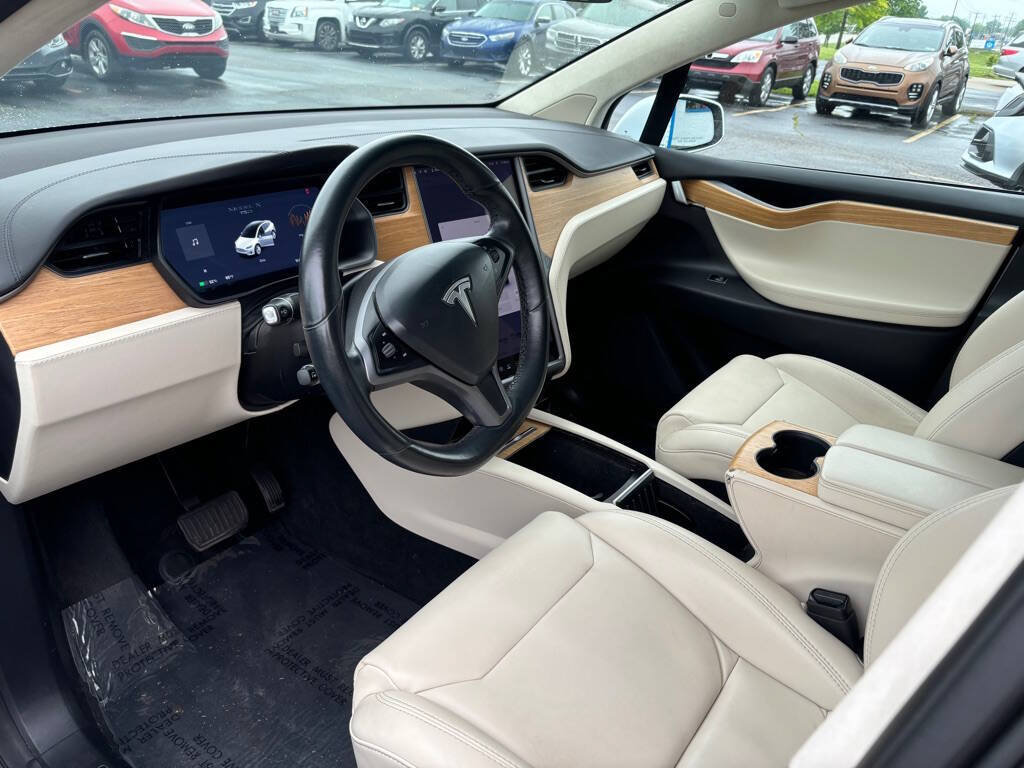 Used 2018 Tesla Model X 75D AWD/4WD image 12