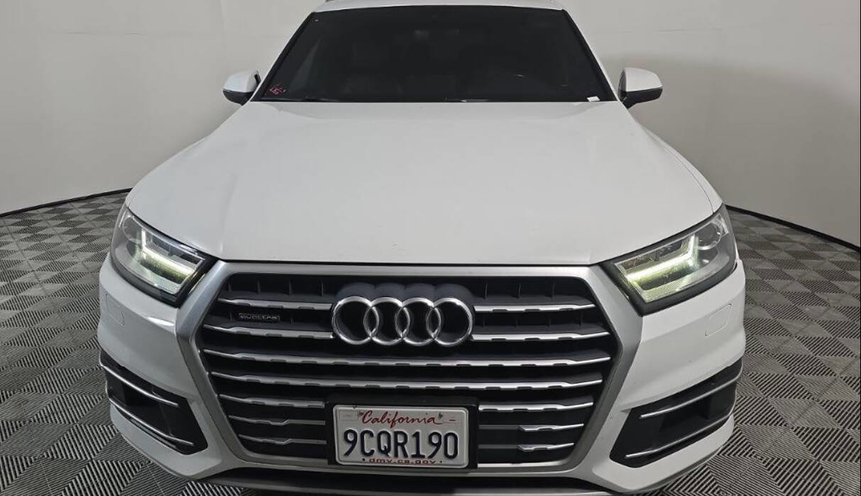 Used 2019 Audi Q7 2.0T Premium w/ Convenience Package image 2