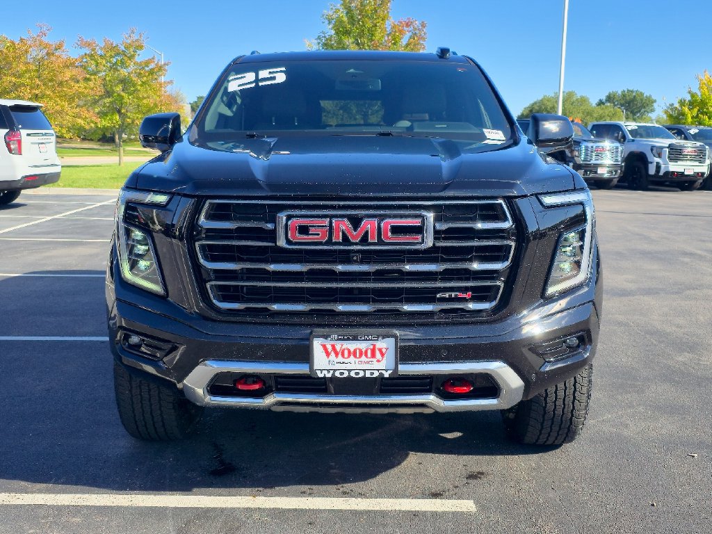 Certified 2025 GMC Yukon AT4 AWD/4WD image 4