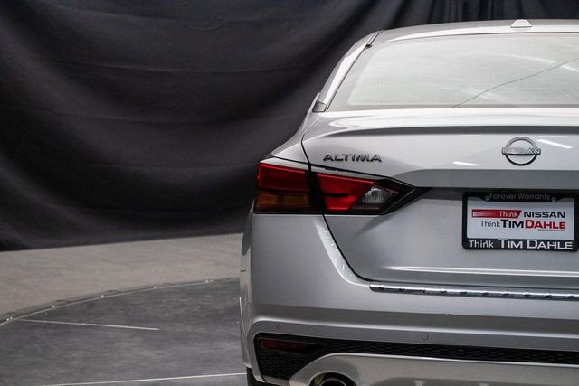 Used 2025 Nissan Altima 2.5 S image 12