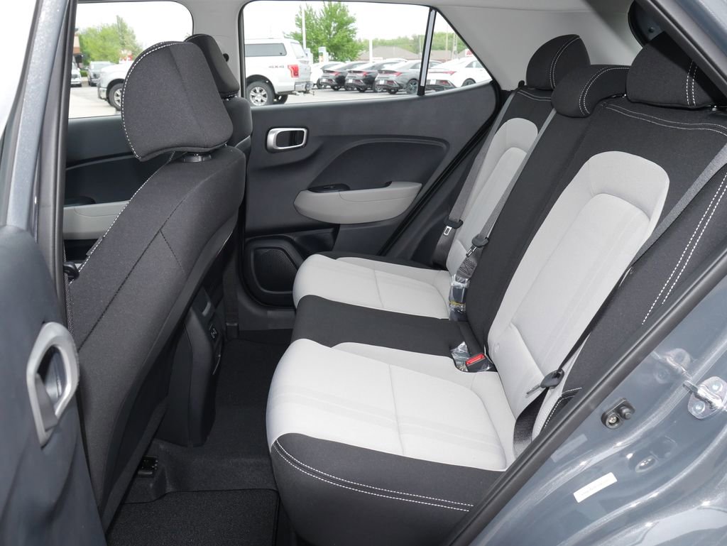 New 2026 Hyundai Venue SEL FWD image 25
