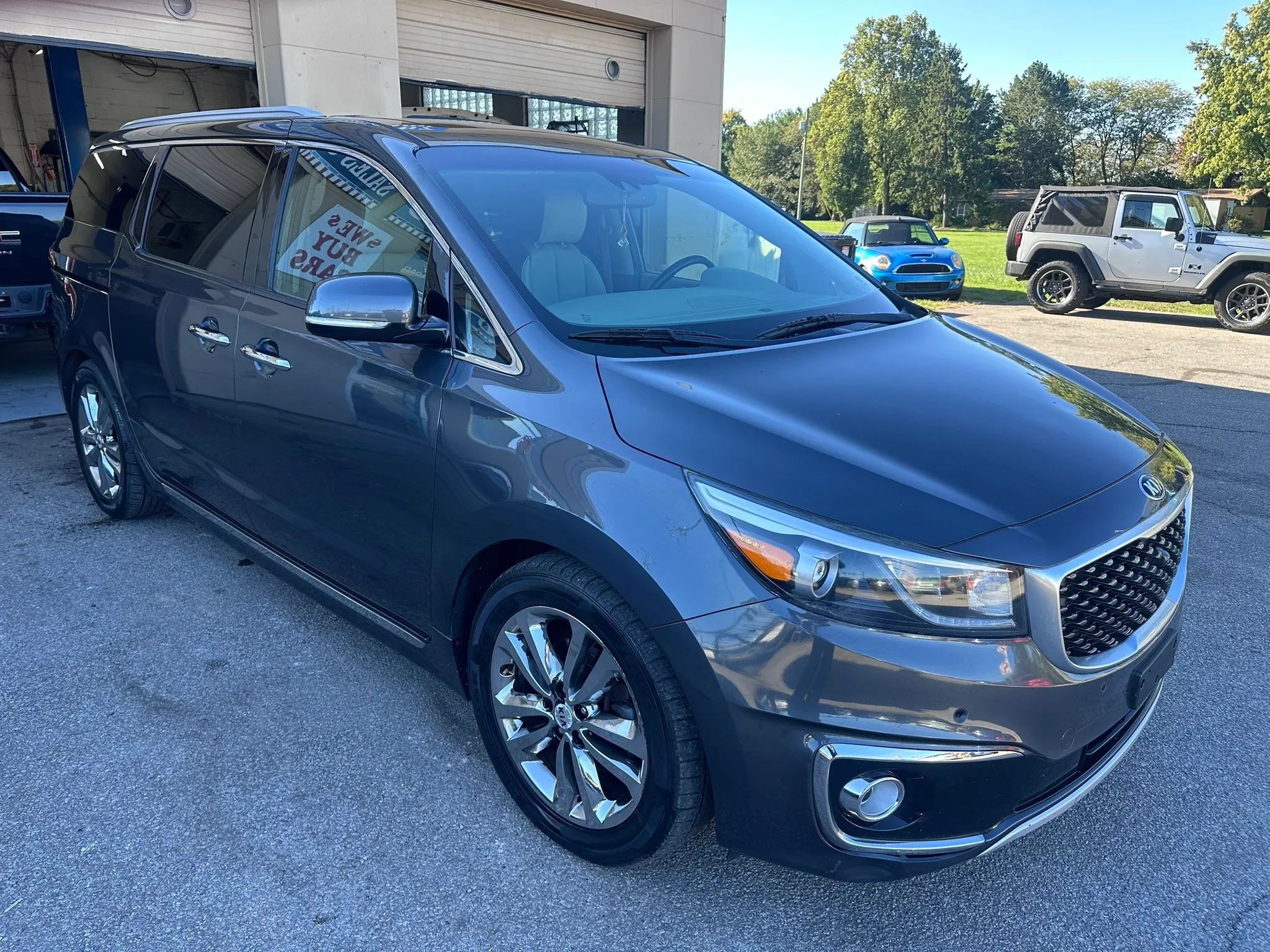 Used 2017 Kia Sedona SX Limited w/ SXL Prestige Package FWD image 8
