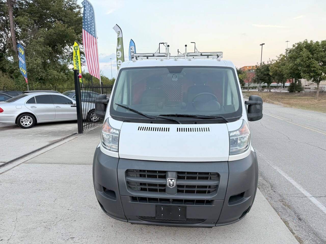 Used 2014 RAM ProMaster 1500 FWD image 2