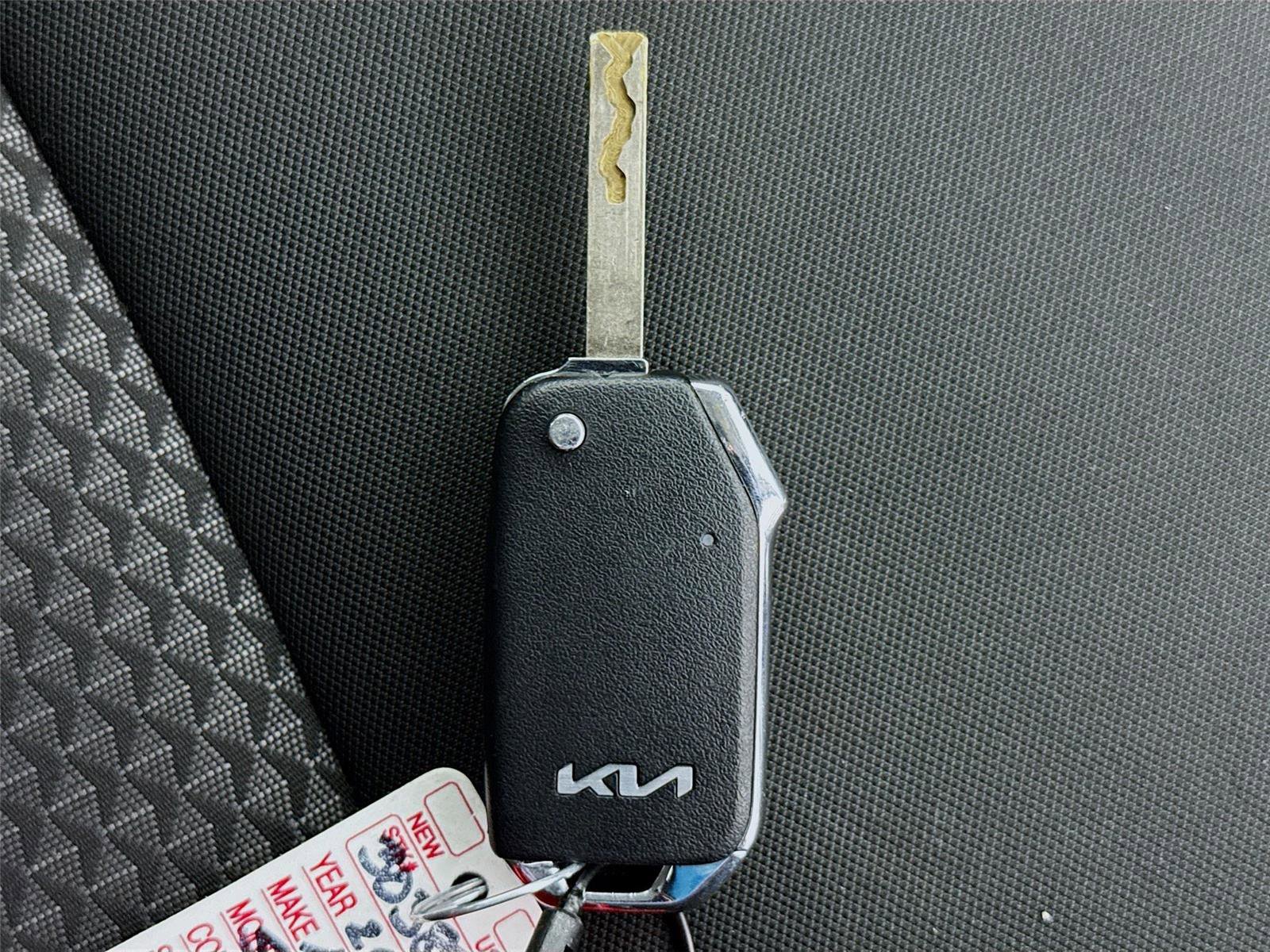 Used 2024 Kia Sportage LX image 23