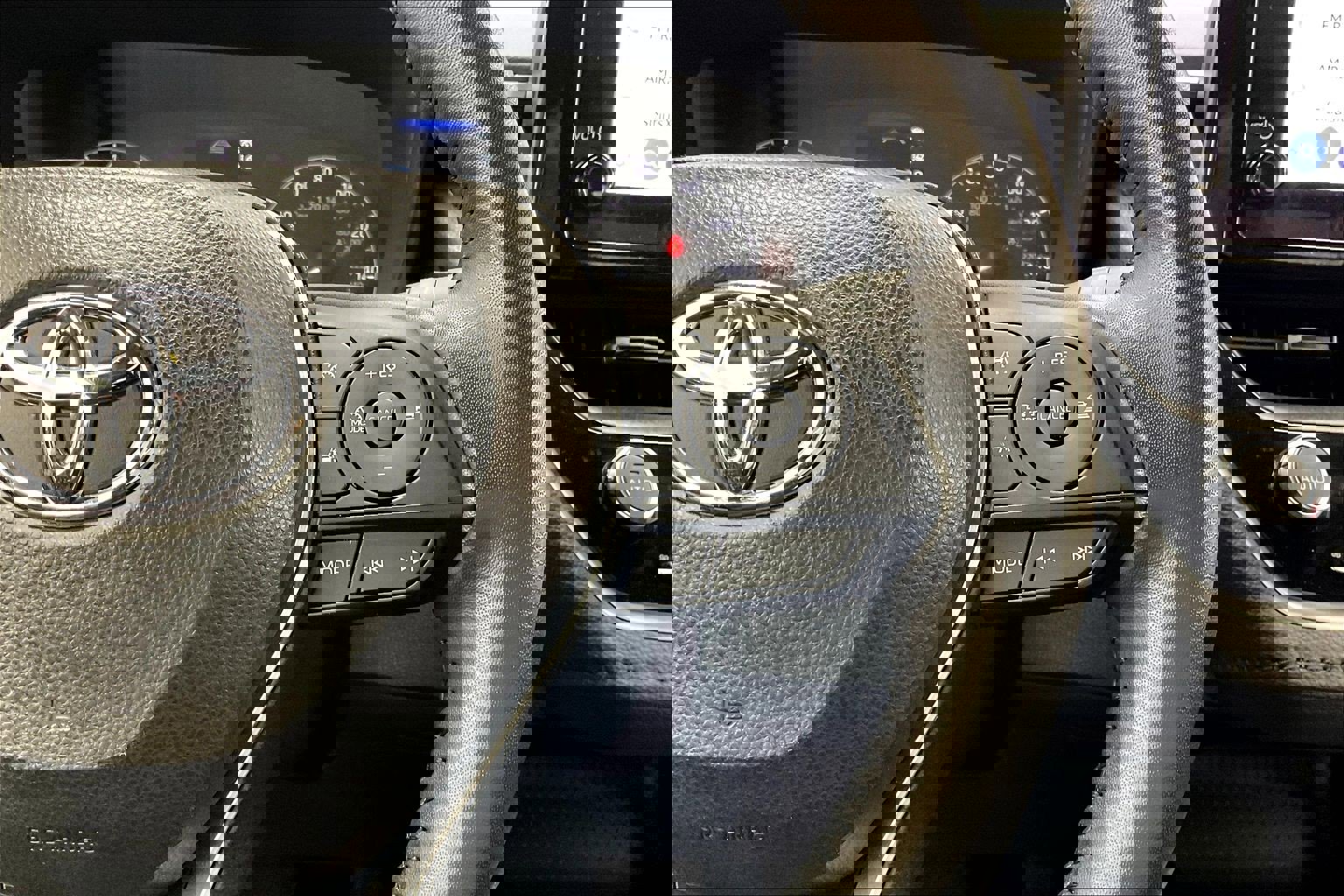 Used 2024 Toyota Corolla SE image 21