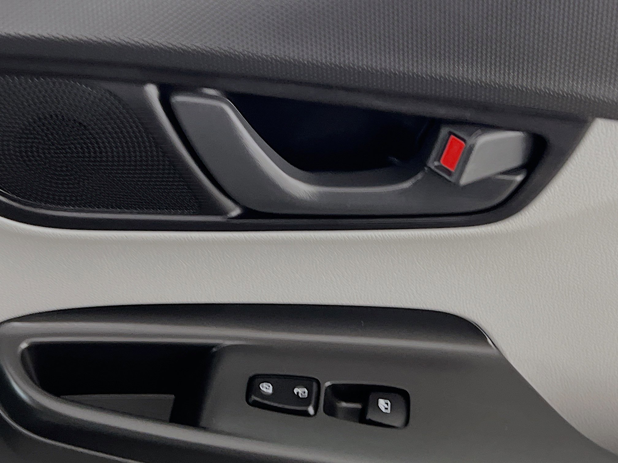 Used 2023 Hyundai Kona SEL image 32