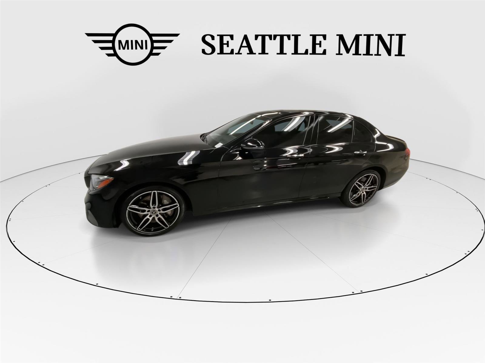 Used 2019 Mercedes-Benz E 450 4MATIC Sedan image 6