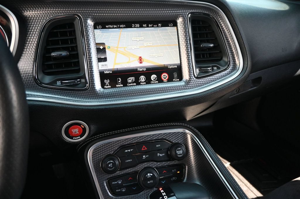 Used 2015 Dodge Challenger SRT Hellcat RWD image 12