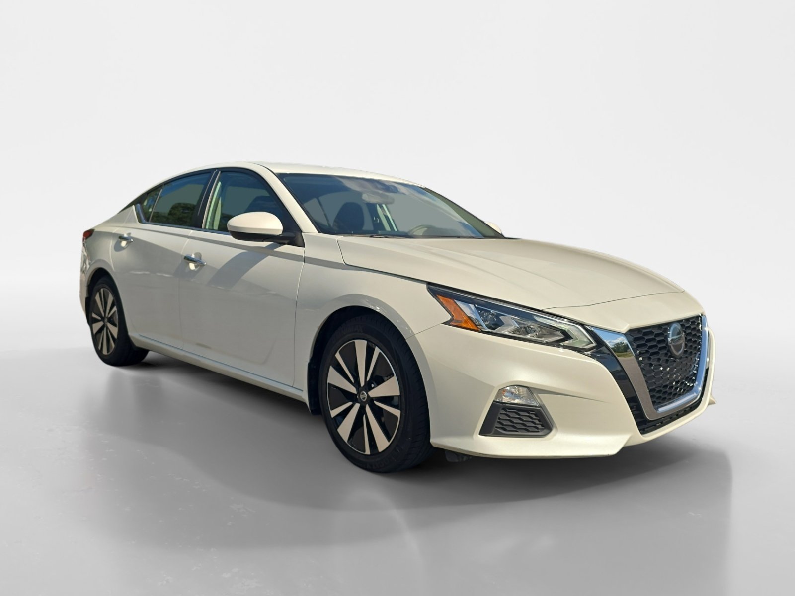 Used 2022 Nissan Altima 2.5 SV FWD image 8