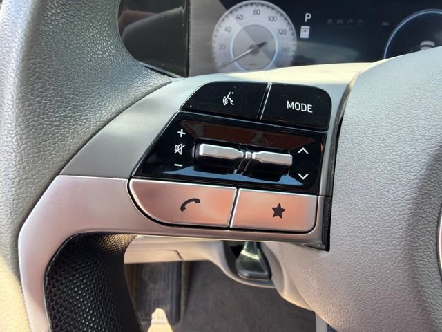 Used 2024 Hyundai Elantra SEL FWD image 12