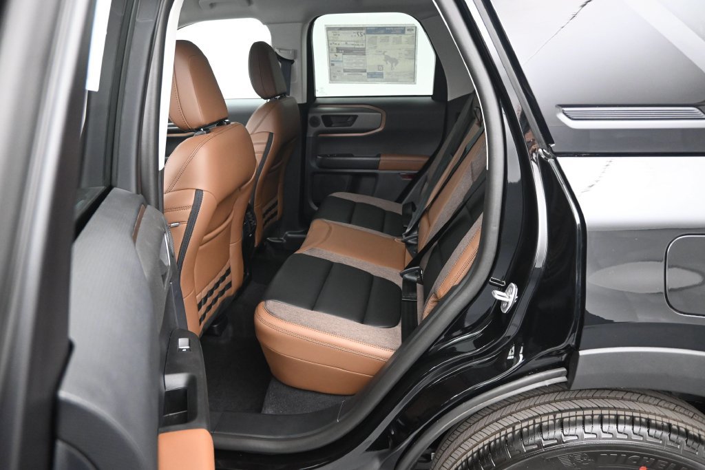 New 2026 Ford Bronco Sport Outer Banks w/ Outer Banks Tech Package+ AWD/4WD image 19