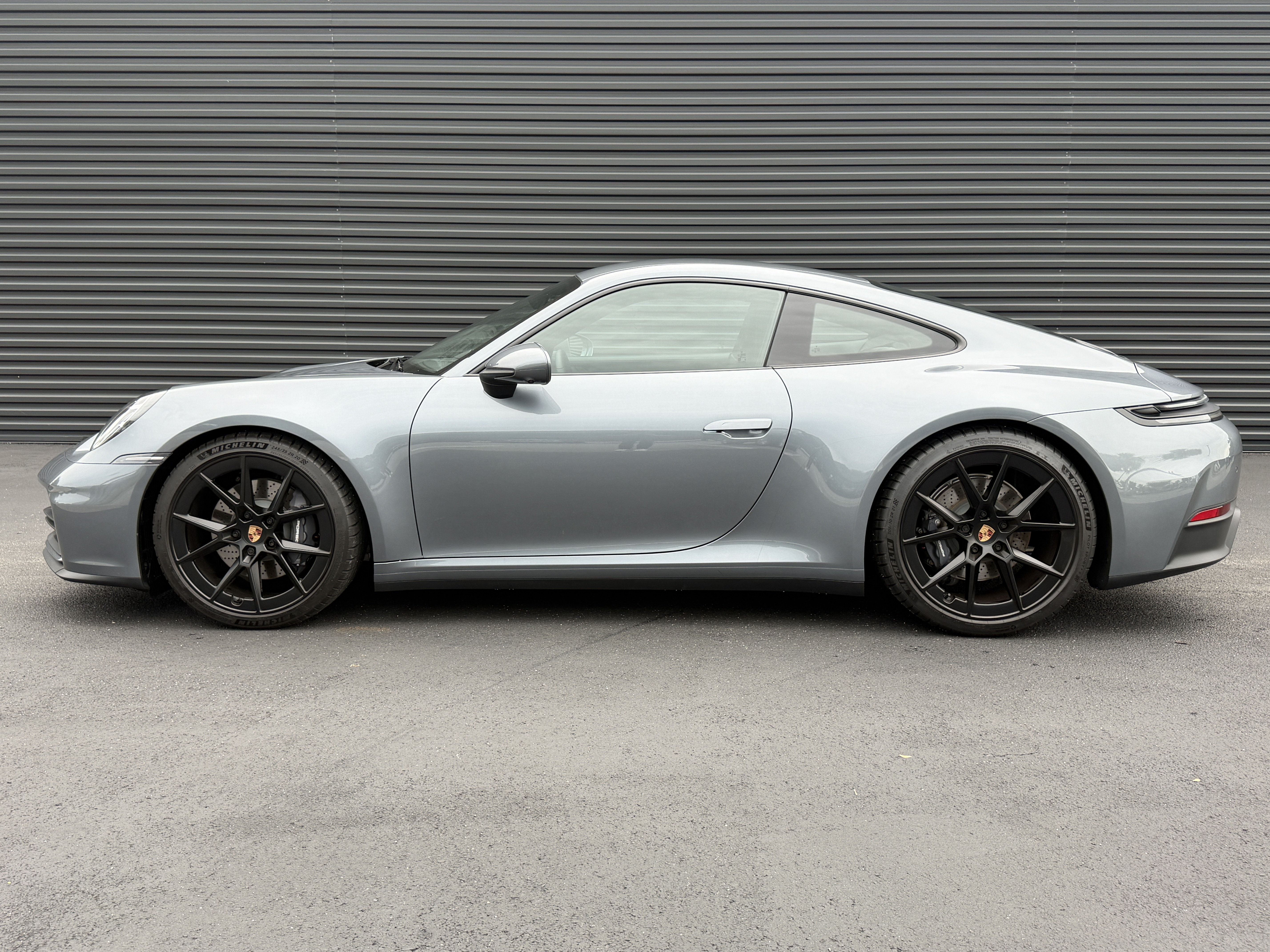 Certified 2026 Porsche 911 Carrera T RWD image 2