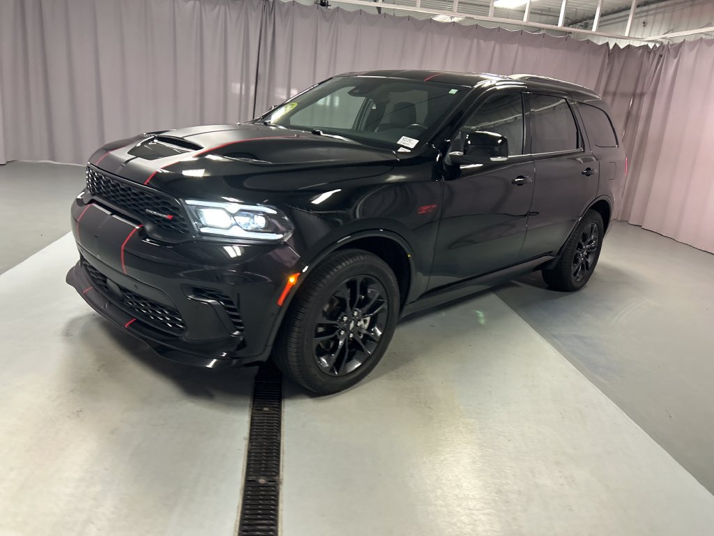 Used 2025 Dodge Durango GT AWD/4WD image 3