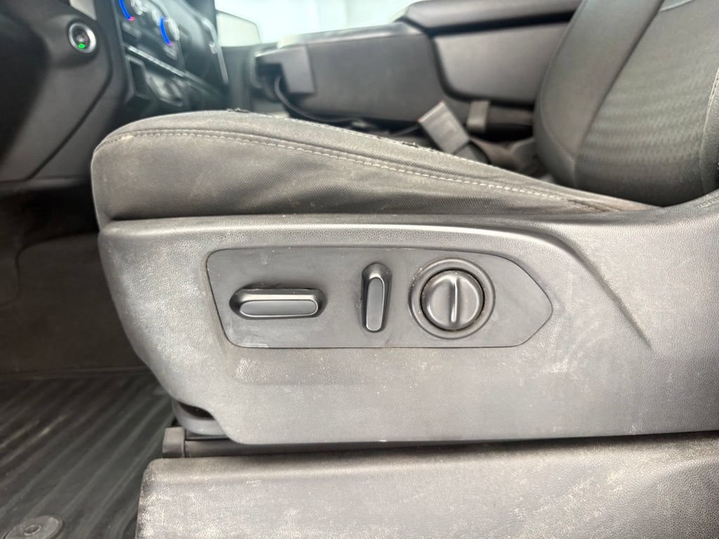 Used 2021 Chevrolet Silverado 1500 LT AWD/4WD image 23