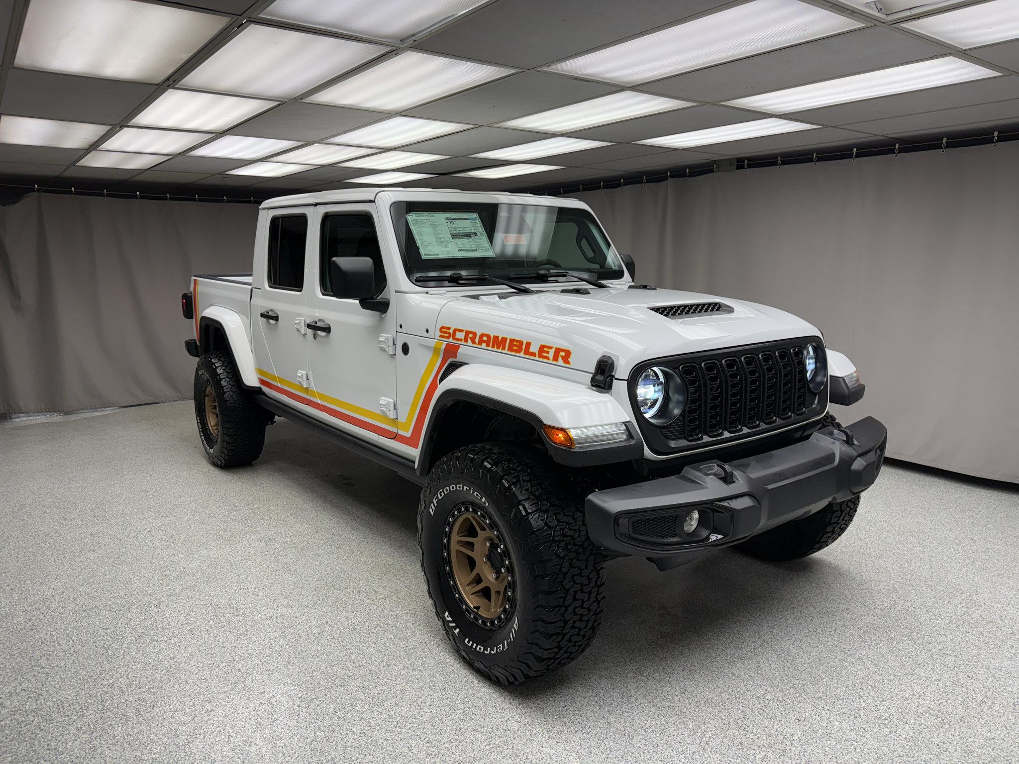 New 2026 Jeep Gladiator Sport AWD/4WD image 4