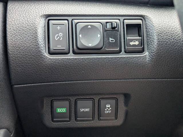 Used 2017 Nissan Sentra SV w/ Style Package FWD image 16