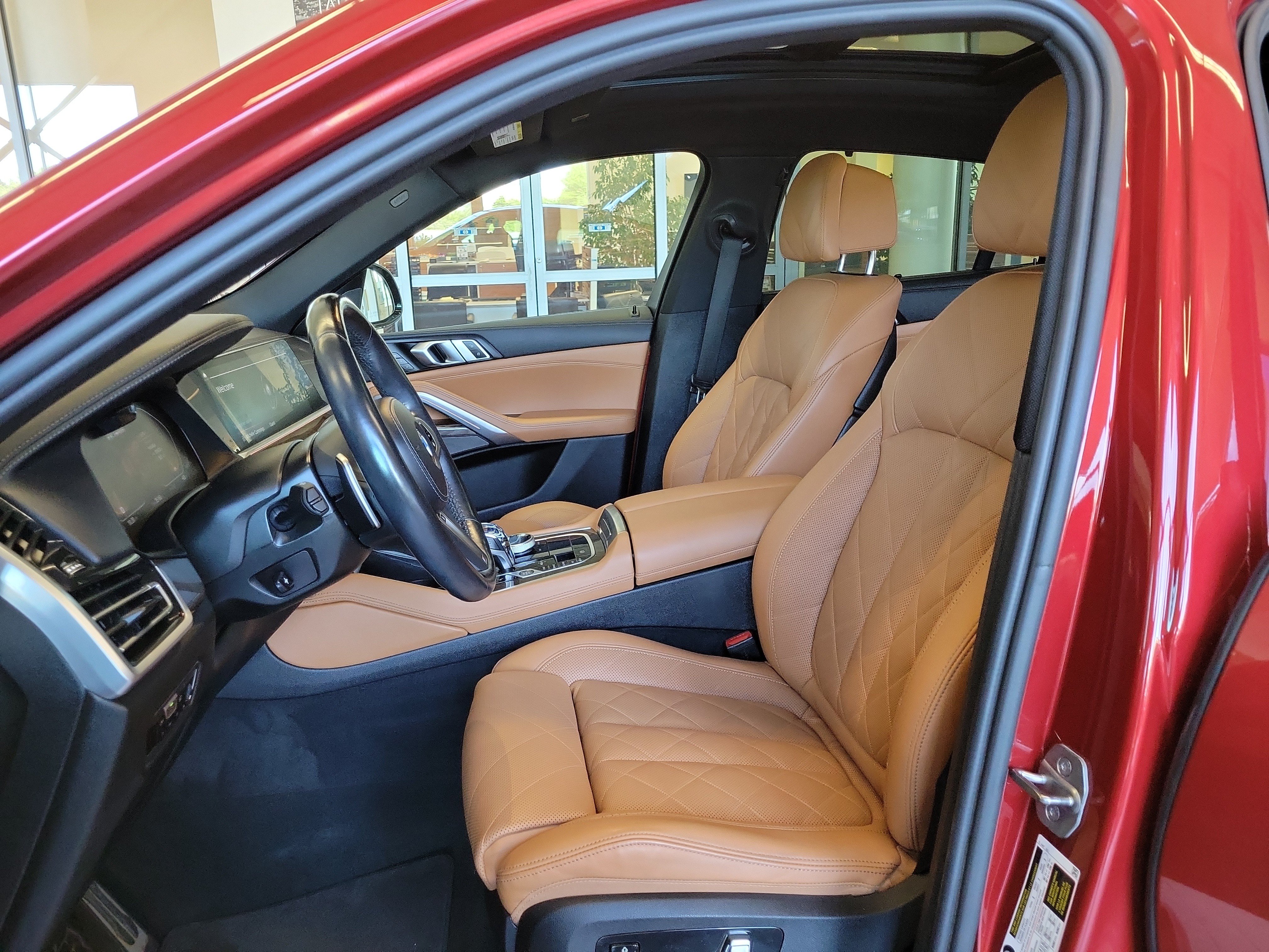 Used 2023 BMW X6 M50i w/ Executive Package AWD/4WD image 14