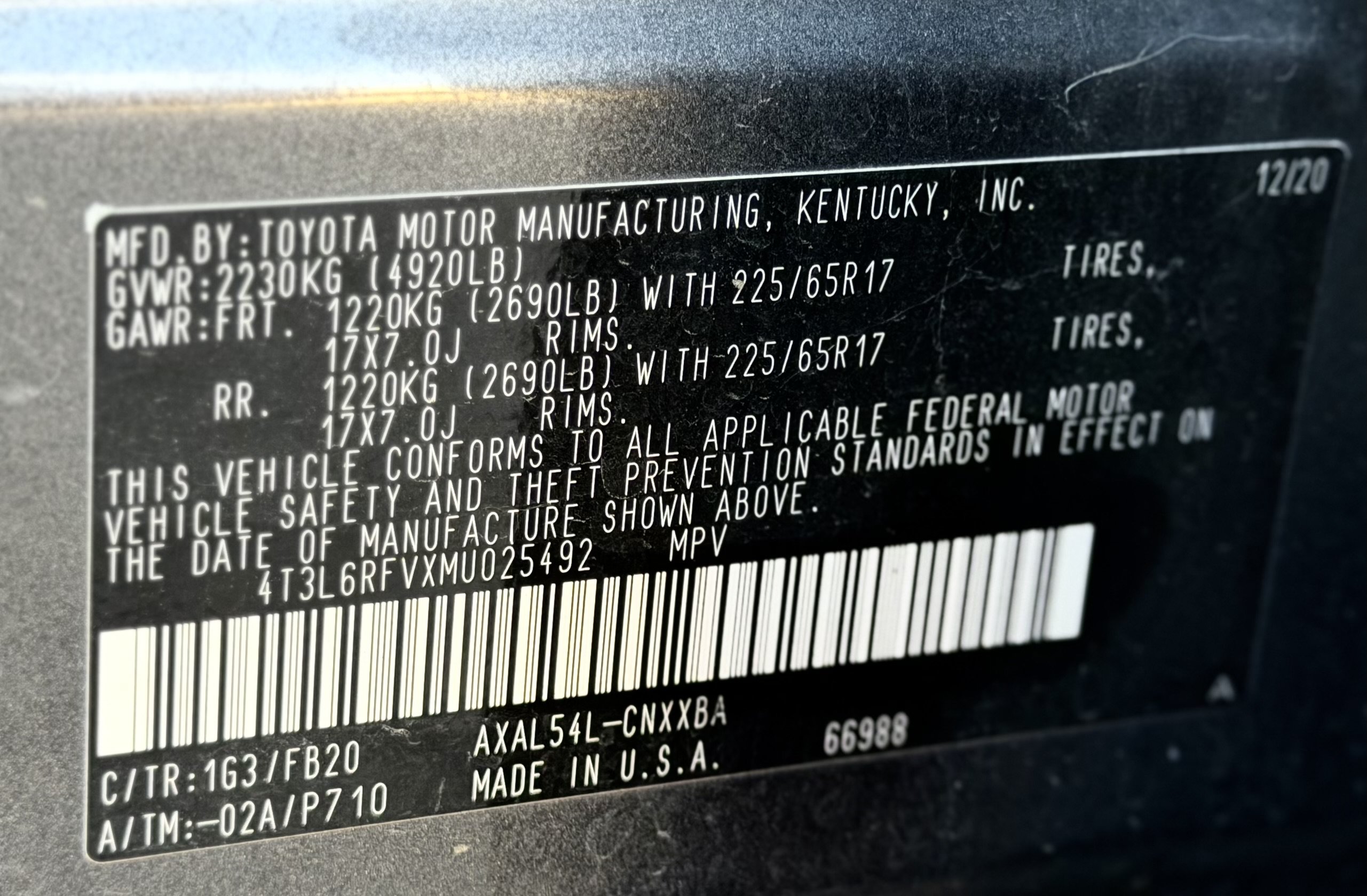Used 2021 Toyota RAV4 LE AWD/4WD image 32