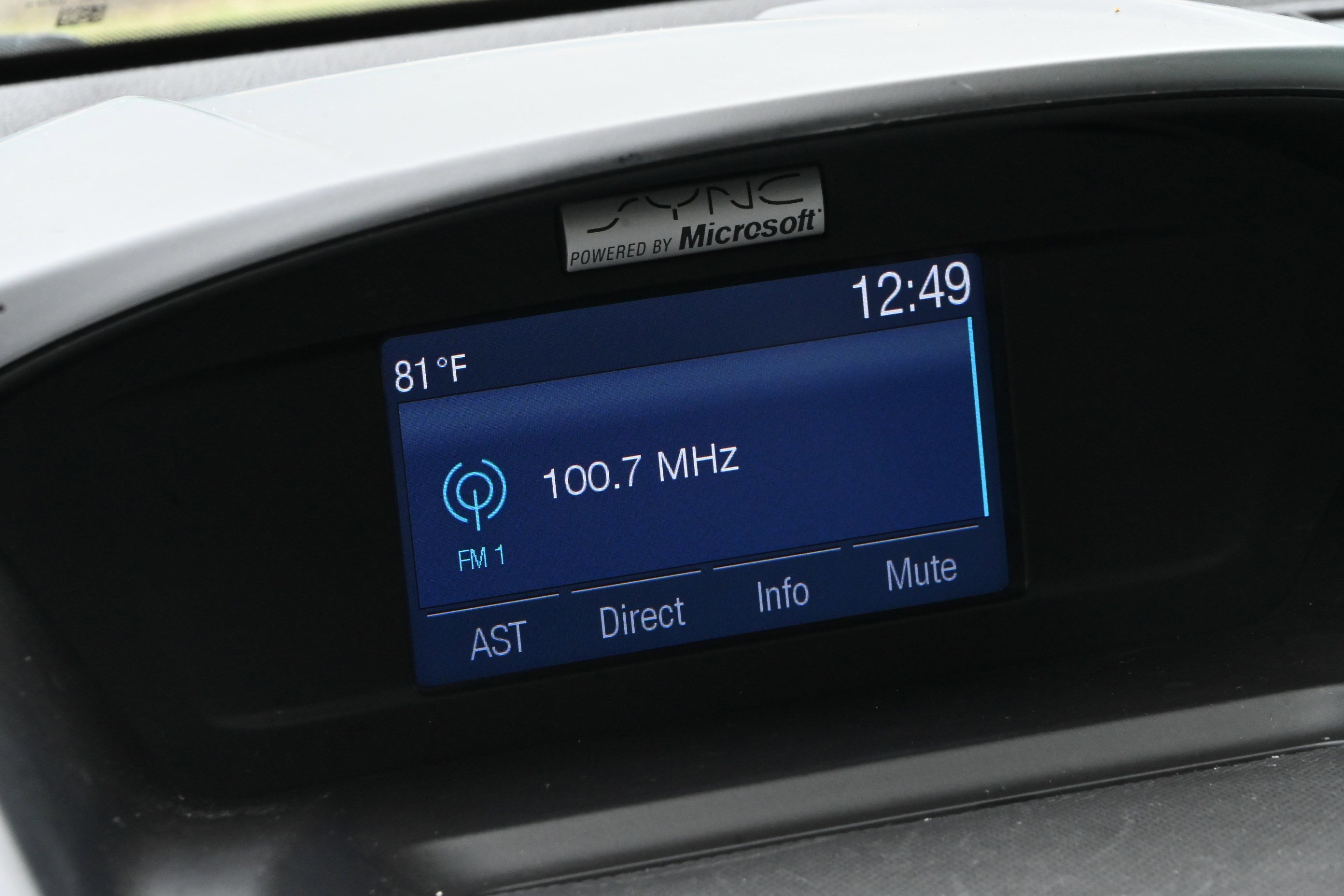 Used 2015 Ford Escape SE image 28