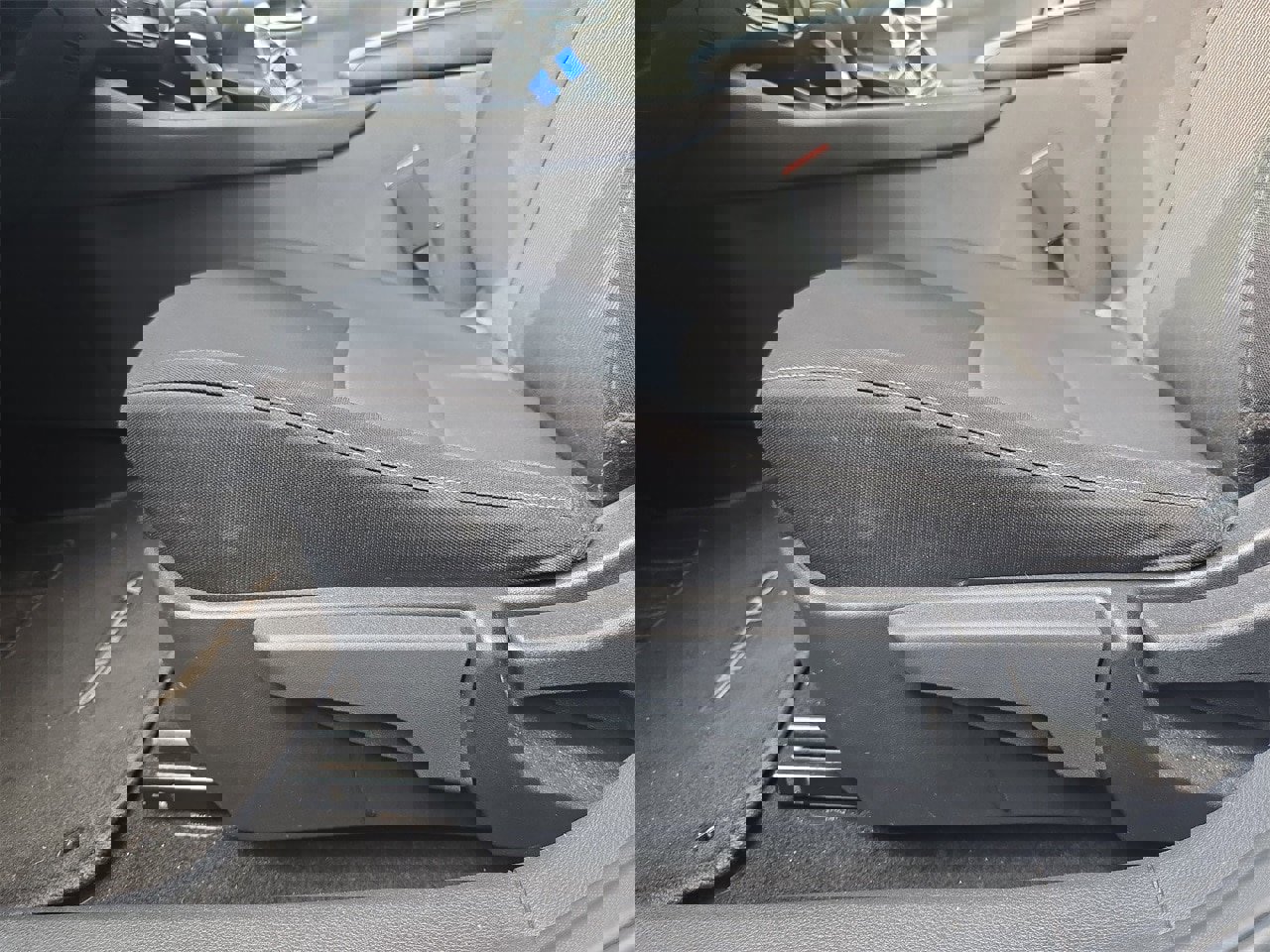 Used 2025 Nissan Sentra SV image 10