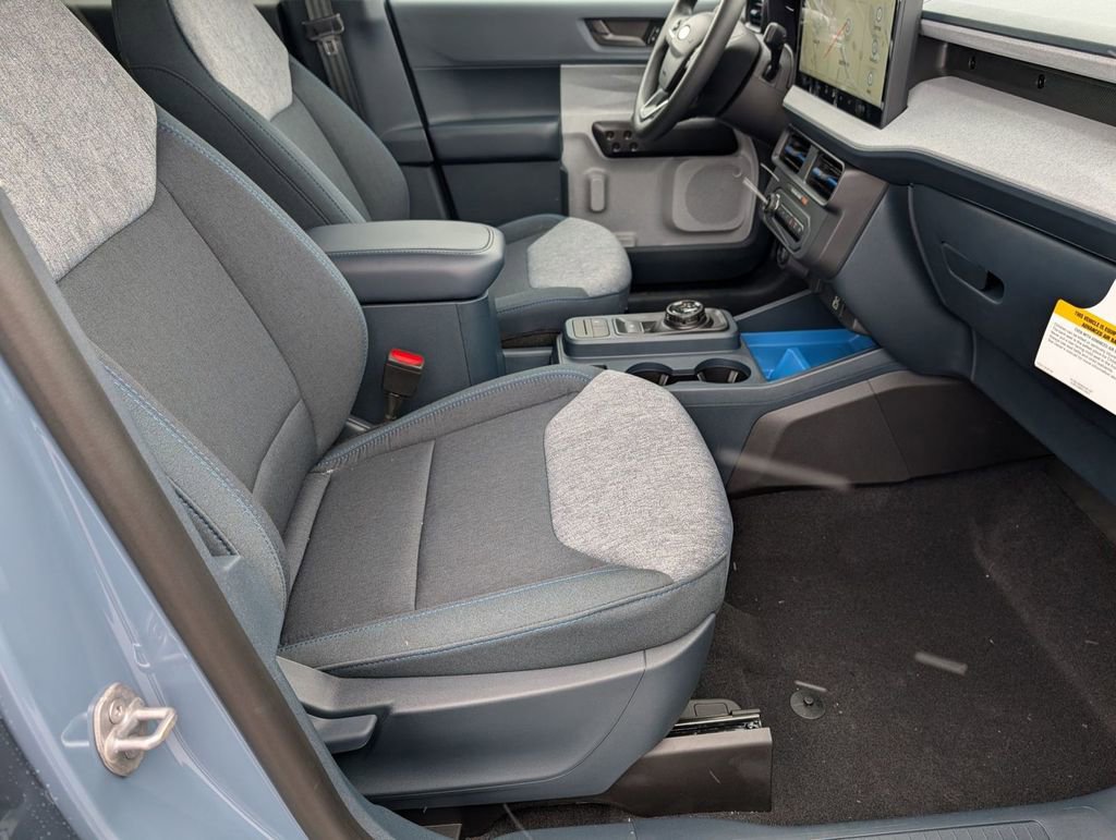 New 2025 Ford Maverick XLT image 46