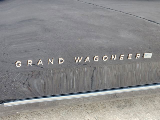 Used 2022 Jeep Grand Wagoneer Series III AWD/4WD image 11