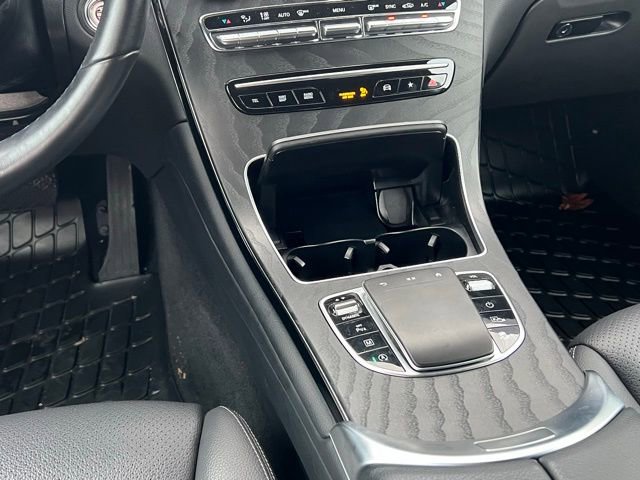Used 2022 Mercedes-Benz GLC 300 4MATIC image 16