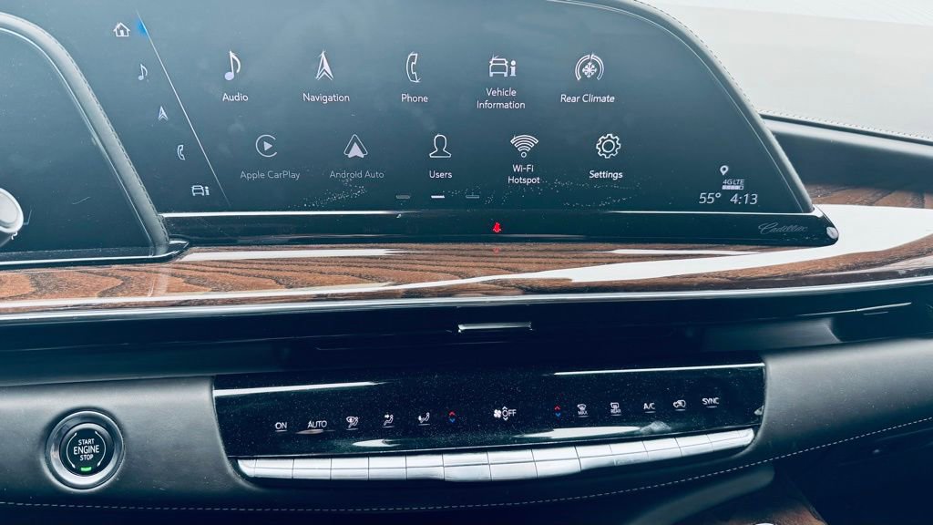 Used 2021 Cadillac Escalade Premium Luxury Platinum image 18