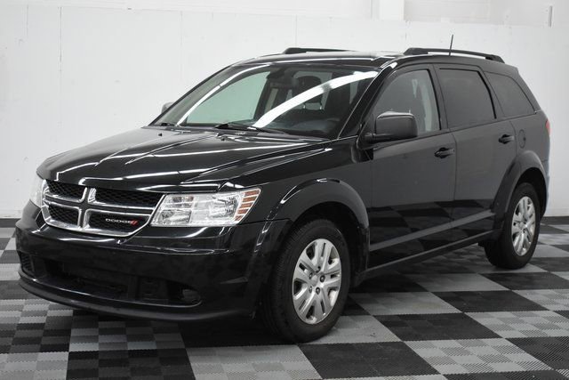 Used 2020 Dodge Journey SE image 3