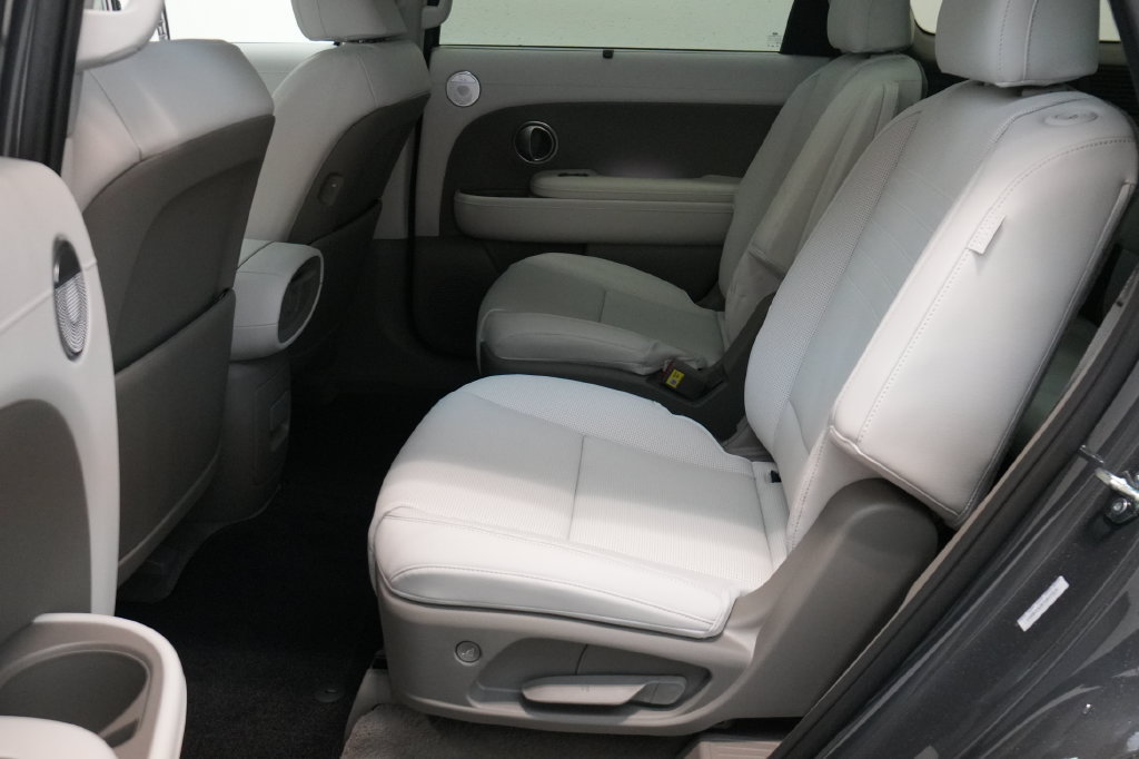 Used 2026 Hyundai Palisade Limited AWD/4WD image 24
